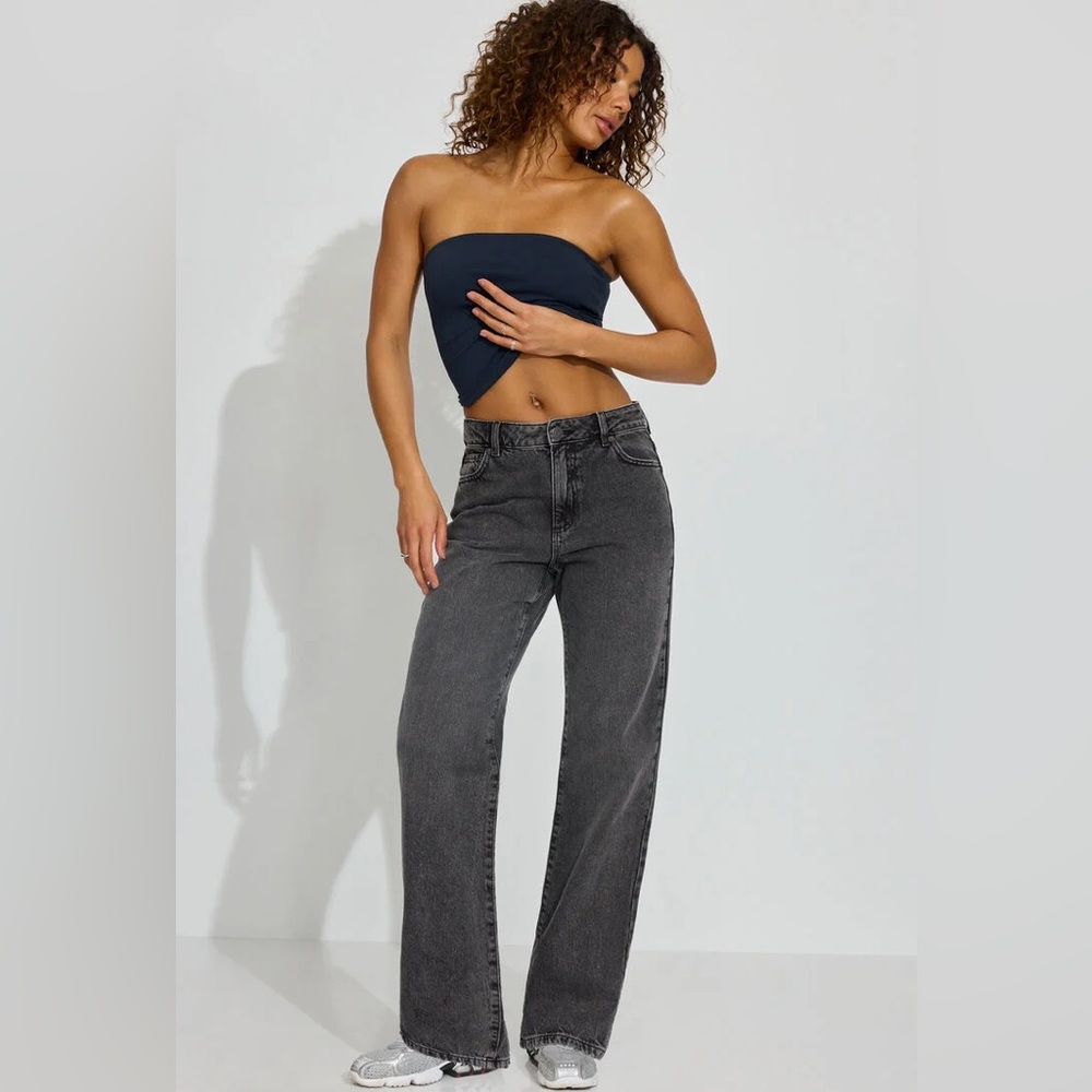 Garage Women's Washed Black 90’s Straight Jeans
